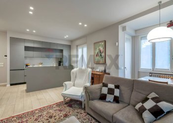 Soggiorno - Trilocale Via Diaz, Brescia - foto 15