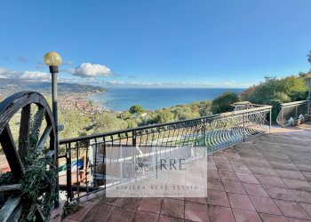 Foto 1 - Villa strada berzi, Diano Marina - foto 1