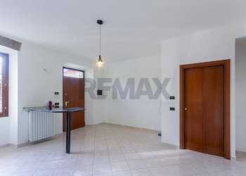 Stanza vuota - Bilocale Jacopo da Trezzo
 
35, Trezzo sull'Adda - foto 4