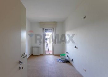 Stanza vuota - Attico Melzo - foto 9