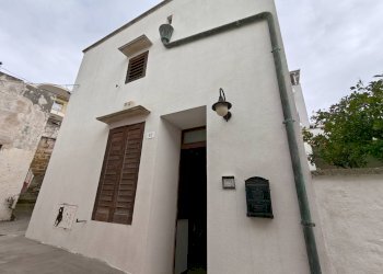 Foto 1 - Casa indipendente Vico Santa Lucia
 
1, Matino - foto 1