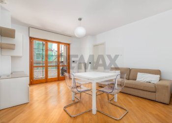 Sala da pranzo - Trilocale G. Ugolini
 
2, Monza - foto 2