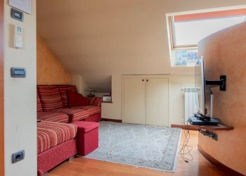 camera da letto - Villa Carlo Forlanini
 
15, Busto Arsizio - foto 27