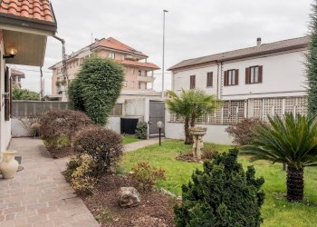 facciata - Villa Carlo Forlanini
 
15, Busto Arsizio - foto 31