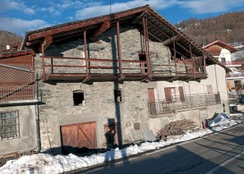 Rustic Frazione Eresaz 67, Emarèse - photo 1