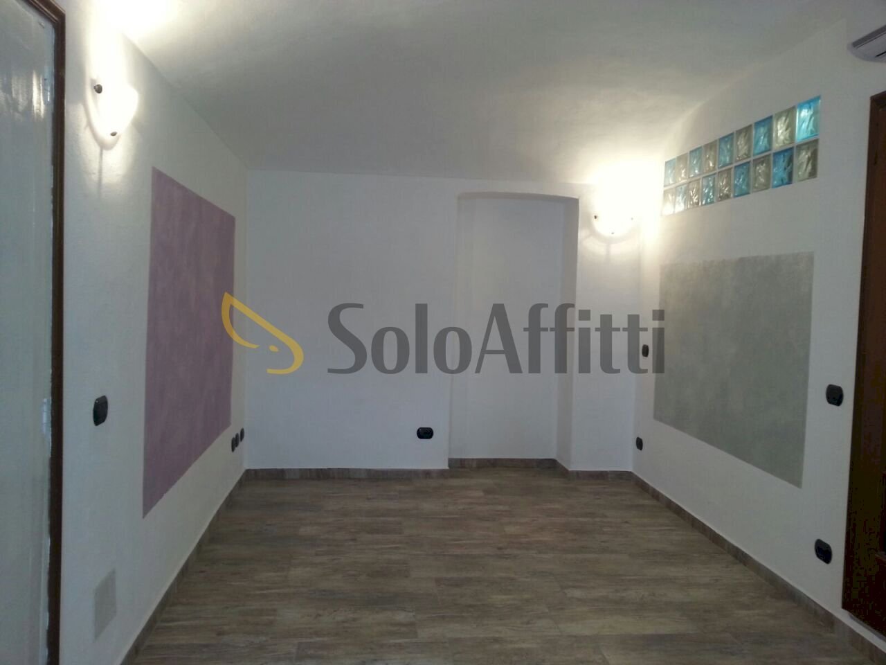 IMG_7405.JPG - One-room apartment Via Santa Chiara, Torino (neighborhood Quadrilatero Romano) - photo 1