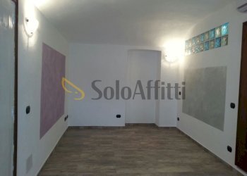 IMG_7405.JPG - Monolocale Via Santa Chiara, Torino (zona Quadrilatero Romano) - foto 1