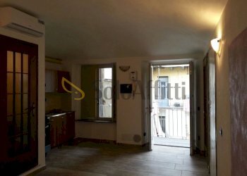 IMG_7407.JPG - Monolocale Via Santa Chiara, Torino (zona Quadrilatero Romano) - foto 5