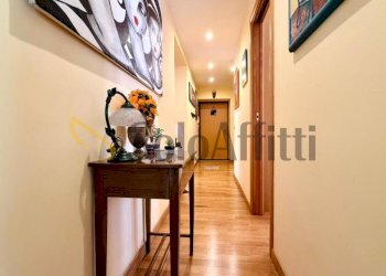 Corridoio - Trilocale Piazza Francesco Muzii, Napoli (zona Arenella) - foto 2