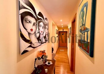 Corridoio - Trilocale Piazza Francesco Muzii, Napoli (zona Arenella) - foto 3