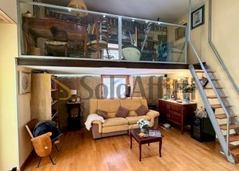 Soggiorno - Trilocale Piazza Francesco Muzii, Napoli (zona Arenella) - foto 4