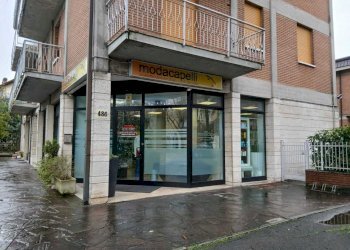 IMG-20260206-WA0011.jpg - Locale Commerciale Via della Pace 486, Vignola - foto 2