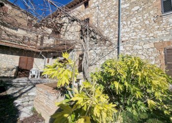 20260213_143316.jpg - Townhouse Via Carlo Alberto 68, Amelia - photo 8