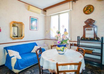 Via Palestro-19.jpg - Quadrilocale Vado Ligure - foto 3