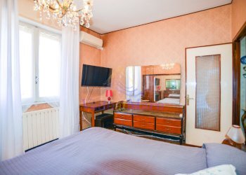 Via Palestro-25.jpg - Quadrilocale Vado Ligure - foto 9