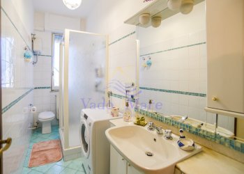 Via Palestro-21.jpg - Quadrilocale Vado Ligure - foto 20