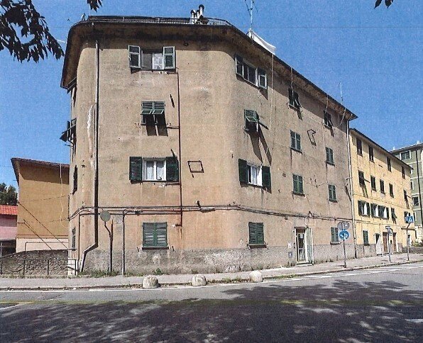 2.jpg - Quadrilocale all'asta Via Giro del Vento 66, Genova (zona Bolzaneto) - foto 1