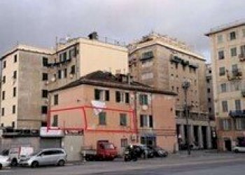 8.jpg - Four-room apartment at auction Via Sampierdarena 48, Genova (neighborhood Sampierdarena) - photo 6