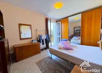 CAMERA DA LETTO - Trilocale Via Ranzi 176B, Pietra Ligure - foto 12