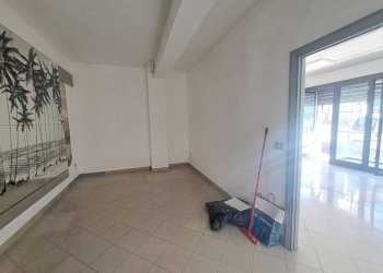 WhatsApp Image 2026-02-16 at 10.42.56 (1).jpeg - Locale Commerciale Via Primo Maggio, Amelia - foto 7