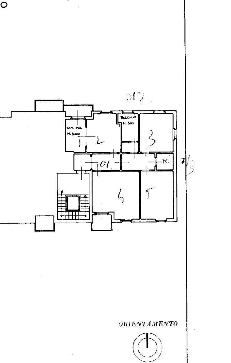 PLN_235203478_1_page-0001.jpg - Four-room apartment Verolanuova - floor plans 1