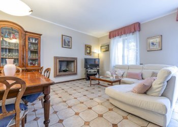 Villa_Brescia_via_lamarmora_sala_1.jpg - Villa a Schiera Via Boves 21, Brescia - foto 11