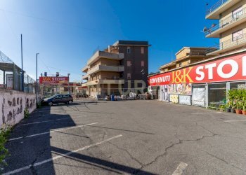 Bottega Cinesi Nizzeti (2).jpg - Centro commerciale Via Nizzeti 6, Aci Catena - foto 2