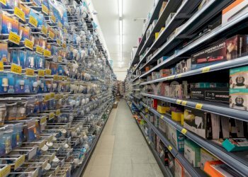 Bottega Cinesi Nizzeti (10).jpg - Centro commerciale Via Nizzeti 6, Aci Catena - foto 10