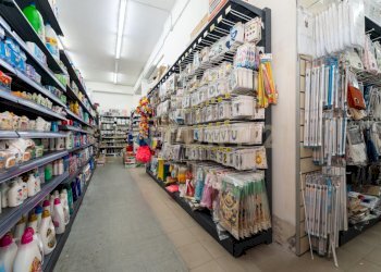 Bottega Cinesi Nizzeti (14).jpg - Centro commerciale Via Nizzeti 6, Aci Catena - foto 14