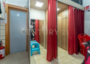 Bottega Cinesi Nizzeti (18).jpg - Centro commerciale Via Nizzeti 6, Aci Catena - foto 18