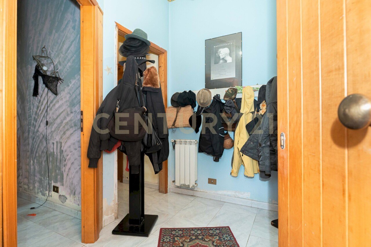 2 ingresso.jpg - Appartamento Via delle Ginestre s.n.c., Pedara - foto 2