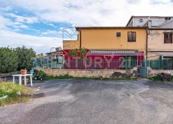 DSC02582 - Copia.jpg - Casa semi indipendente c.da san leonardo sottano, Carlentini - foto 5