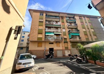 Trilocale Via Nino Bixio, Albisola Superiore - foto 1