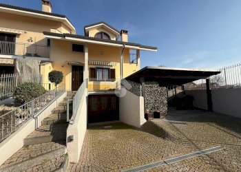 Villa a Schiera Via B. Croce, Piobesi Torinese - foto 1