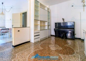 Trilocale Genova (zona Marassi) - foto 3