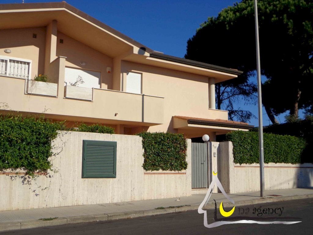 Casa indipendente Via Arezzo 4/B, Sabaudia - foto 1