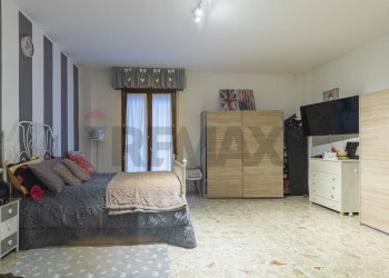 Bilocale Viale Antonio Gramsci, 371 
 Sacca, Modena (zona Sacca) - foto 1