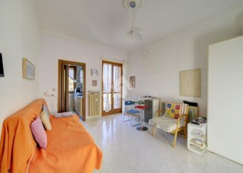 Bilocale Via n. costa, Rosta - foto 1