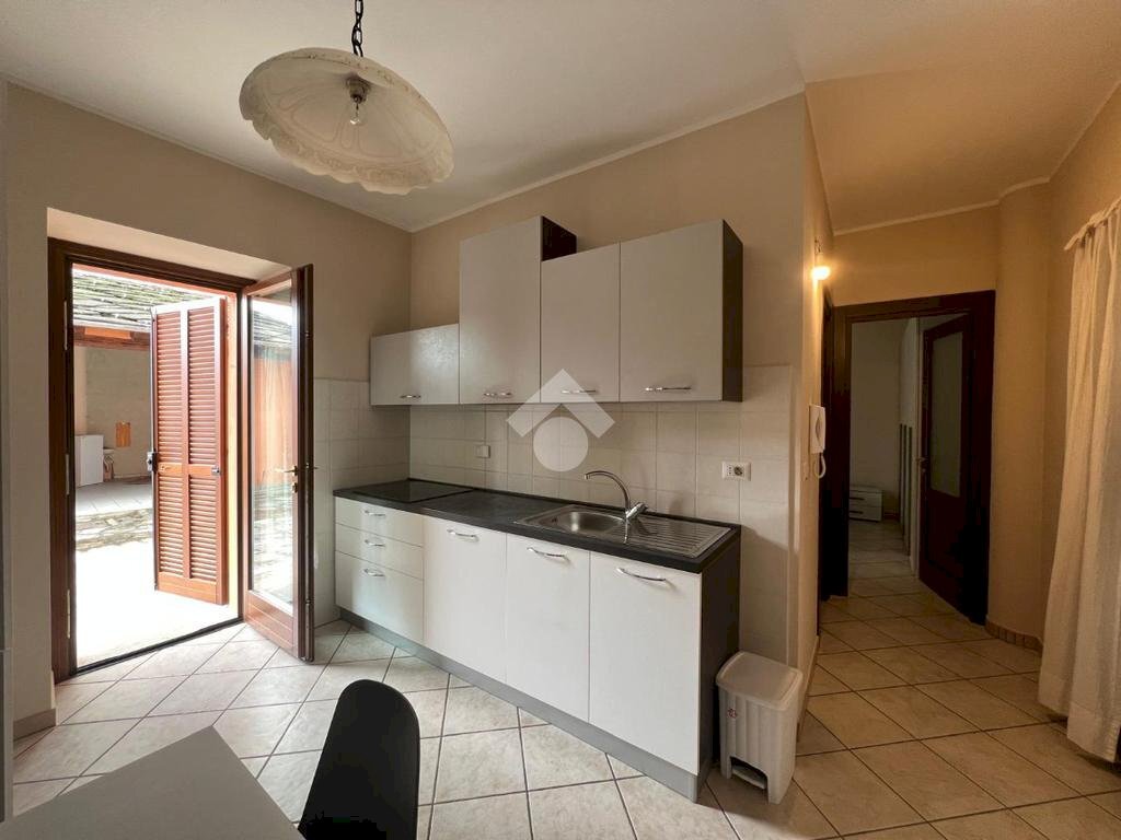 Three-room apartment Via Circonvallazione, Envie - photo 3