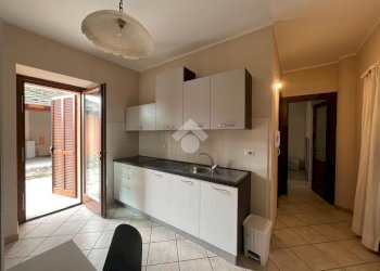 Three-room apartment Via Circonvallazione, Envie - photo 3