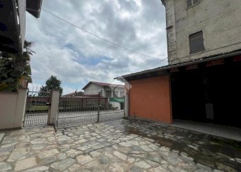 Three-room apartment Via Circonvallazione, Envie - photo 15