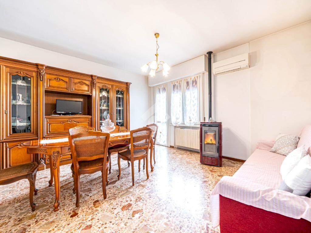 Trilocale Via Circonvallazione, Guastalla - foto 1