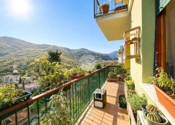 Quadrilocale Via Salvo D'Acquisto, Recco - foto 1