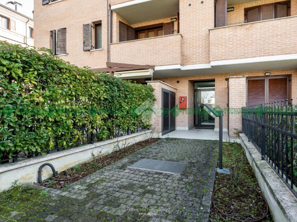 Three-room apartment Via Diego Paderni, Castelfranco Emilia - photo 2