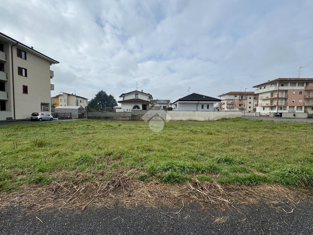 Terreno edificabile Via Baracca, Romentino - foto 1