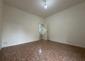 Three-room apartment Via Villa Glori, Parma - photo 8