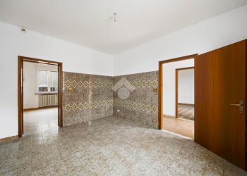 Villa Villa singola con capannone Via Dante Freddi, Reggio nell'Emilia - foto 4