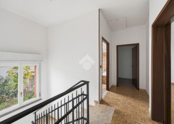 Villa Villa singola con capannone Via Dante Freddi, Reggio nell'Emilia - foto 17