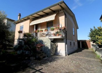 Casa indipendente Via Cervese, Cesena - foto 1