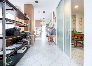 Capannone strada Serravalle, Novi Ligure - foto 41